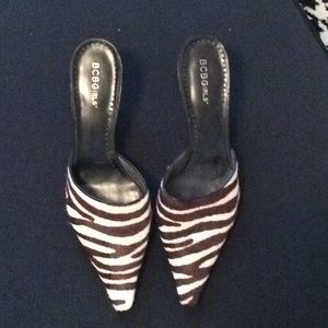 BCBG sexy mid heel MULES